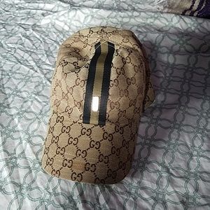 Gucci hat